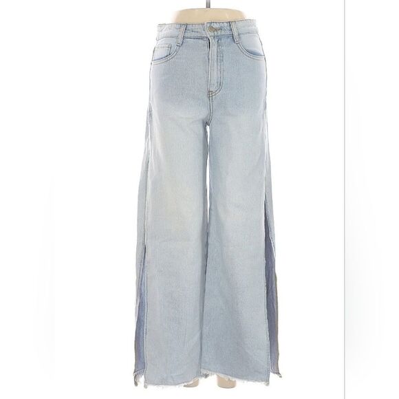 Urban Revivo High Rise Palazzo Women Sz 4 Light Wash Jeans Trendy Streetware - Picture 1 of 11